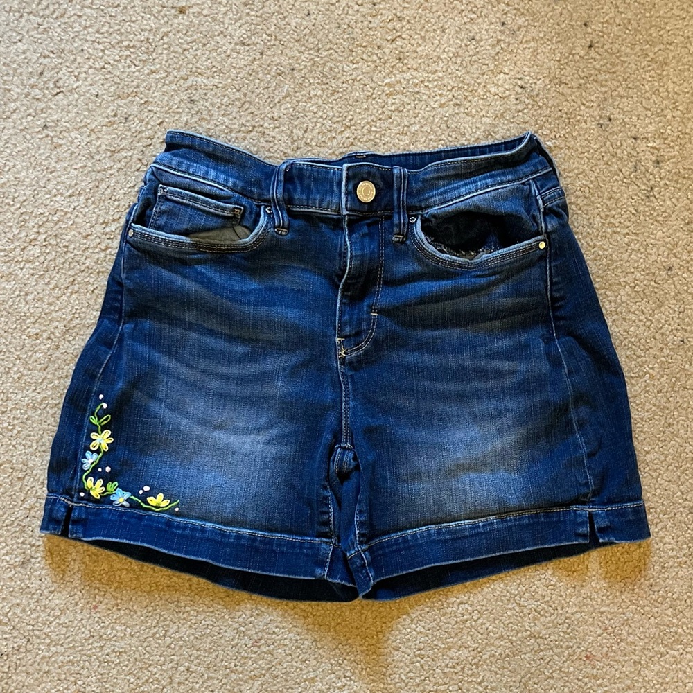 Women’s Jean shorts
